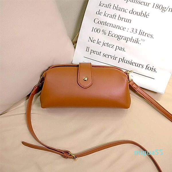 cross body women crossbody bag pu leather shoulder bags shopper purse european and american style fashion casual solid color clip
cross body women crossbody bag pu leather shoulder bags shopper purse european and american style fashion casual solid color clip
