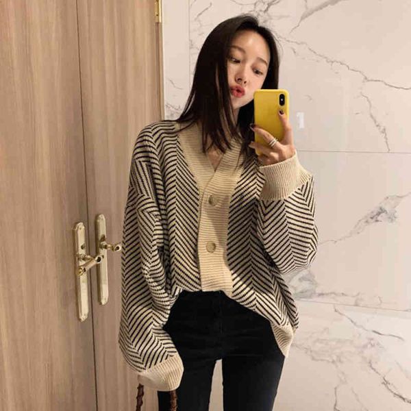 autumn winter v-neck drop shoulders long-sleeved ribbed cardigan striped sweater coat loose and thick 210514, White
autumn winter v-neck drop shoulders long-sleeved ribbed cardigan striped sweater coat loose and thick 210514, White