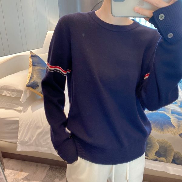 1408 parallel bars pullover tricolor korean loose round neck sleeve arm stripe tb college style couple early autumn coat, White
1408 parallel bars pullover tricolor korean loose round neck sleeve arm stripe tb college style couple early autumn coat, White