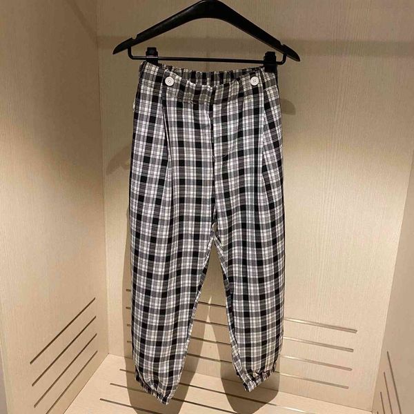 luxury design summer simple women's elastic high waist loose bottom drawstring casual plaid pants, White;black
luxury design summer simple women's elastic high waist loose bottom drawstring casual plaid pants, White;black