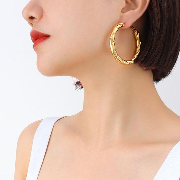 hoop & huggie trendy gold plated stainless steel big circle earrings for women accessories, hiphop twisted hollow hoops earings jewelry, Golden;silver
hoop & huggie trendy gold plated stainless steel big circle earrings for women accessories, hiphop twisted hollow hoops earings jewelry, Golden;silver