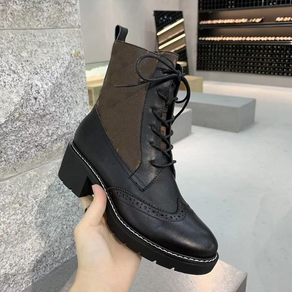 fashion classics platform women boots chunky heels thick bottom genuine leather lace up carve temperament booties martin boot british style, Black
fashion classics platform women boots chunky heels thick bottom genuine leather lace up carve temperament booties martin boot british style, Black