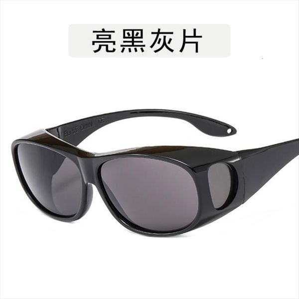 night vision driver goggles yellow lens sun glasses car driving uv400 men sunglasses vintage, White;black
night vision driver goggles yellow lens sun glasses car driving uv400 men sunglasses vintage, White;black