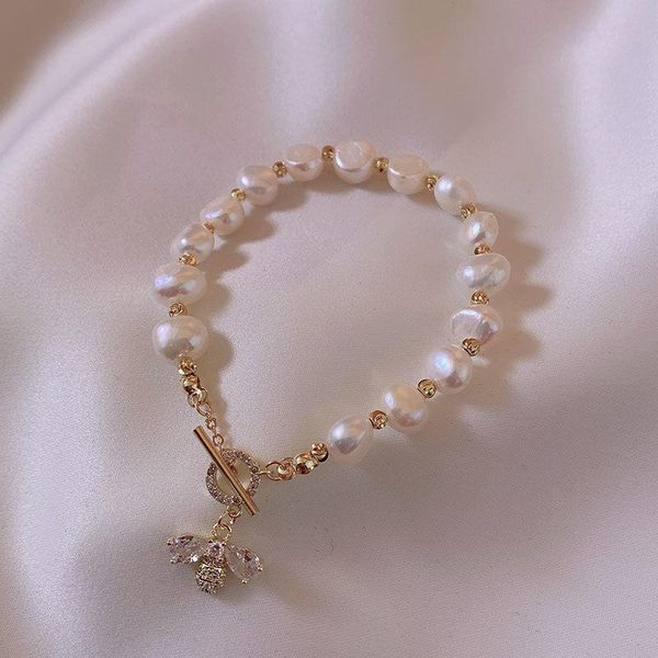 charm bracelets zircon bee french baroque pearl bracelet niche design high-end freshwater jewelry designer chrams women, Golden;silver
charm bracelets zircon bee french baroque pearl bracelet niche design high-end freshwater jewelry designer chrams women, Golden;silver