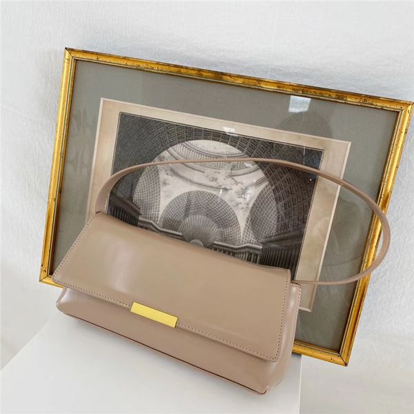 2021 spring and summer new lady style leather women s bag smooth armpit staff bag simple and versatile one shoulder bag fashion
2021 spring and summer new lady style leather women s bag smooth armpit staff bag simple and versatile one shoulder bag fashion