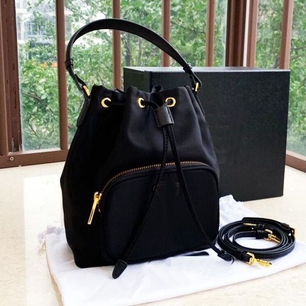 waist bags fashion rivet style ladies hand genuine cow leather shoulder for women mini crossbody bucket tote
waist bags fashion rivet style ladies hand genuine cow leather shoulder for women mini crossbody bucket tote