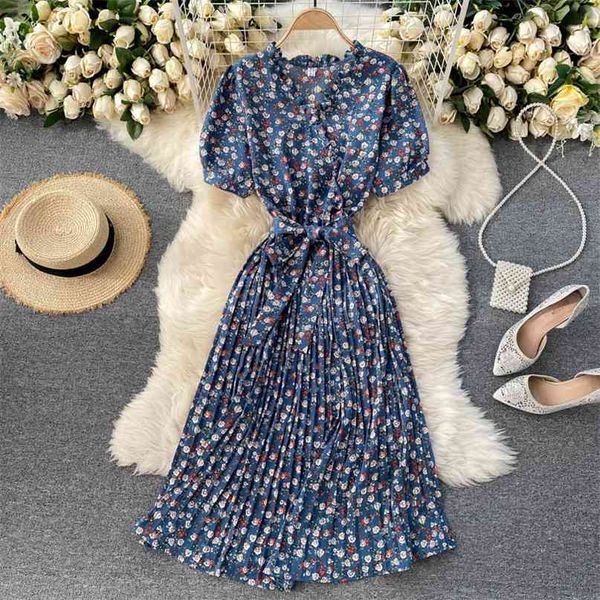 lady fashion sweet wooden ear v-neck lace up high waist thin floral print dress women short sleeve casual vestidos q577 210527, Black;gray
lady fashion sweet wooden ear v-neck lace up high waist thin floral print dress women short sleeve casual vestidos q577 210527, Black;gray