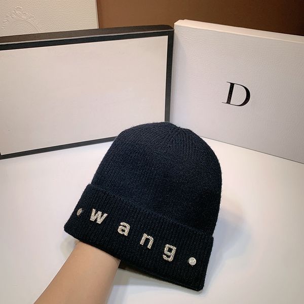 2021 new fashion autumn and winter knitted hat warm and sashionable rhinestone letter knitted capg, Blue;gray
2021 new fashion autumn and winter knitted hat warm and sashionable rhinestone letter knitted capg, Blue;gray
