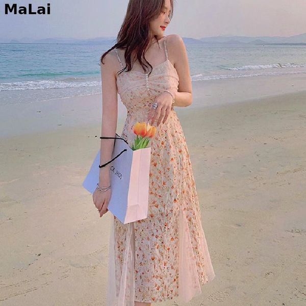 casual dresses korea sling 2021 summer v-neck lace elegant strap dress women floral design slim vintage female beach one piece, Black;gray 
casual dresses korea sling 2021 summer v-neck lace elegant strap dress women floral design slim vintage female beach one piece, Black;gray