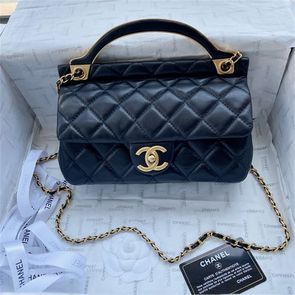 chanel fashion designer bag women's handbag cross messenger shoulder chain bag leather wallet women's large capacity v-shaped diam
chanel fashion designer bag women's handbag cross messenger shoulder chain bag leather wallet women's large capacity v-shaped diam