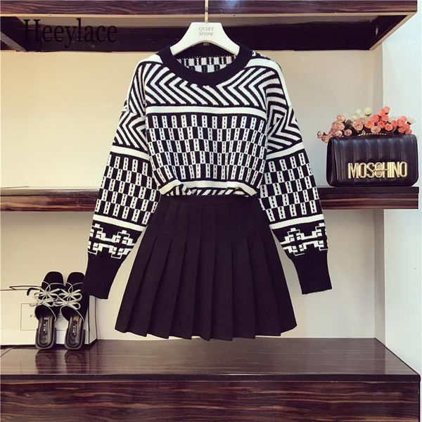two piece dress 2021 autumn vintage striped loose sweater + high waist pleated skirt two-piece set girls student casual sets, White
two piece dress 2021 autumn vintage striped loose sweater + high waist pleated skirt two-piece set girls student casual sets, White