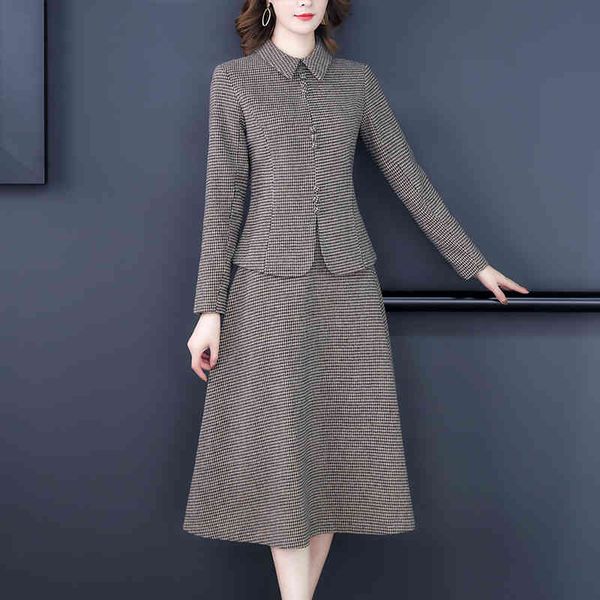 women spring autumn elegant skirt suit set female mom plaid woolen two-piece suits 210514, White
women spring autumn elegant skirt suit set female mom plaid woolen two-piece suits 210514, White