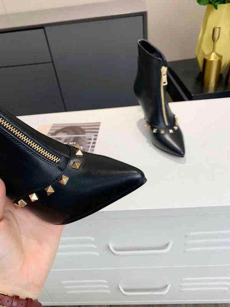 dress shoes rivet high heel martin boots autumn and winter thick women's shoes desert bootss 100% genuine leather zipper letters f, Black
dress shoes rivet high heel martin boots autumn and winter thick women's shoes desert bootss 100% genuine leather zipper letters f, Black