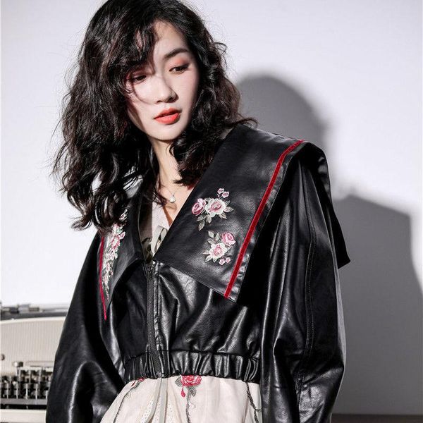 spring autumn streetwear short pu jacket big collar women embroidery vintage retro floral coat baseball jackset nz117 women's jackets, Black;brown
spring autumn streetwear short pu jacket big collar women embroidery vintage retro floral coat baseball jackset nz117 women's jackets, Black;brown