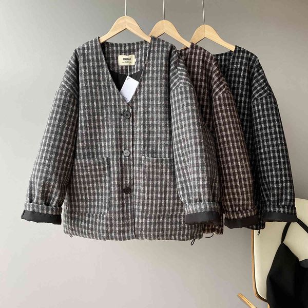 Mooirue Winter Thick Woolen Parka Women's Korean Style Checkered Single Breasted Top Jacket Rwi6, Black
Mooirue Winter Thick Woolen Parka Women's Korean Style Checkered Single Breasted Top Jacket Rwi6, Black