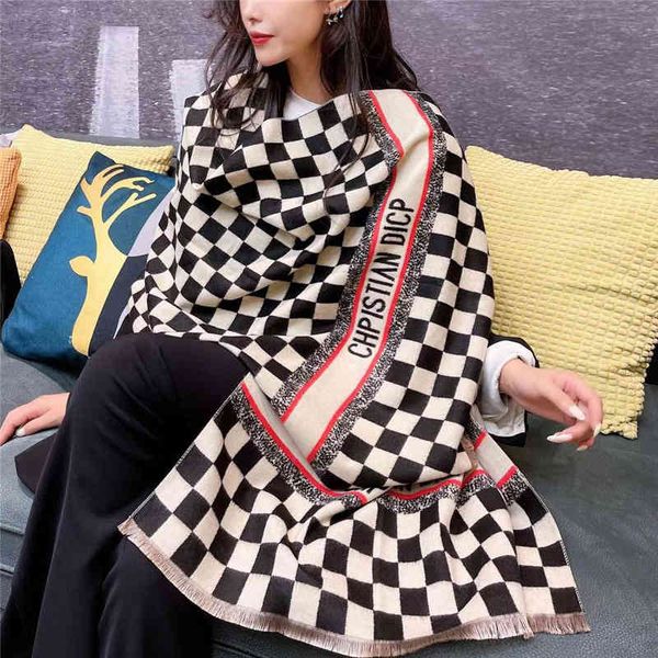 the new design new checkerboard double-sided warm thickened imitation cashmere autumn and winter scarf women's office air conditioning, Blue;gray
the new design new checkerboard double-sided warm thickened imitation cashmere autumn and winter scarf women's office air conditioning, Blue;gray