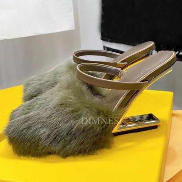 slippers strange style metal high heel furry women real fur peep toe gladiator sandals summer party dress shoes female 2021, Black
slippers strange style metal high heel furry women real fur peep toe gladiator sandals summer party dress shoes female 2021, Black