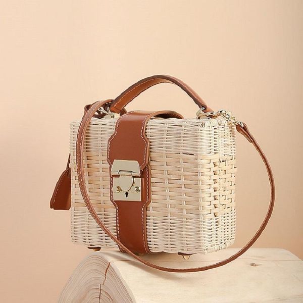 waist bags rattan large capacity vintage portable beach handbag small square lock pu leather splicing woman shoulder bag
waist bags rattan large capacity vintage portable beach handbag small square lock pu leather splicing woman shoulder bag