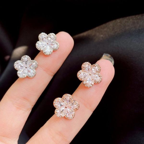 sparkly cz zircon flower earrings 2021 korean style elegant full rhinestones geometric small stud statement jewelry, Golden;silver
sparkly cz zircon flower earrings 2021 korean style elegant full rhinestones geometric small stud statement jewelry, Golden;silver