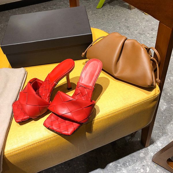 2021 women slide sandal slipper many candy colors option outdoor beach slides with high heel slippers fabric leather flip flops with origina, Black
2021 women slide sandal slipper many candy colors option outdoor beach slides with high heel slippers fabric leather flip flops with origina, Black