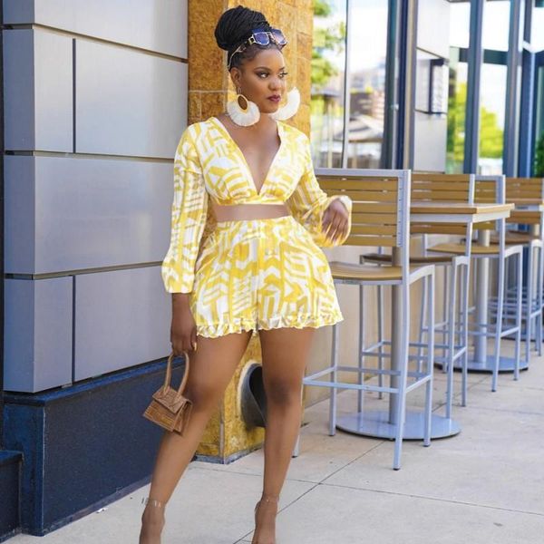 women's tracksuits 2 pieces set african spring autumn fashion women sets floral print long sleeve shirt elastic waist shorts africa clo, Gray
women's tracksuits 2 pieces set african spring autumn fashion women sets floral print long sleeve shirt elastic waist shorts africa clo, Gray