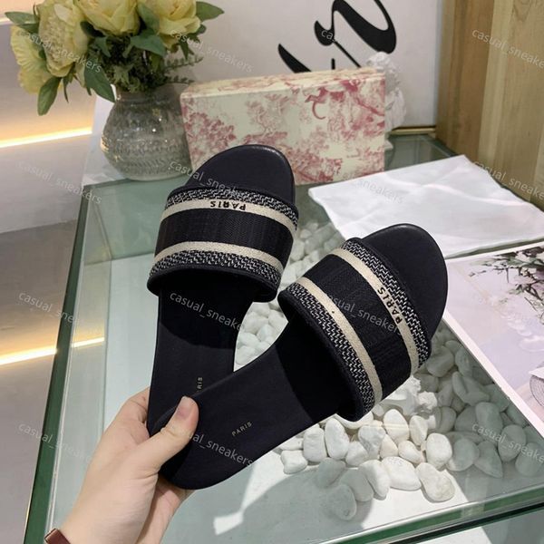 women embroidered cotton slippers black deep blue green canvas leather flat slides womens multicolor embroidery slipper home flip flops casu
women embroidered cotton slippers black deep blue green canvas leather flat slides womens multicolor embroidery slipper home flip flops casu