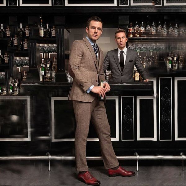 Brown Slim Tuxedos Mens Suits For Wedding Classic Business Suit Groom Wear Best Man Wear Custom Made Two Pieces CCHFG, Red
Brown Slim Tuxedos Mens Suits For Wedding Classic Business Suit Groom Wear Best Man Wear Custom Made Two Pieces CCHFG, Red