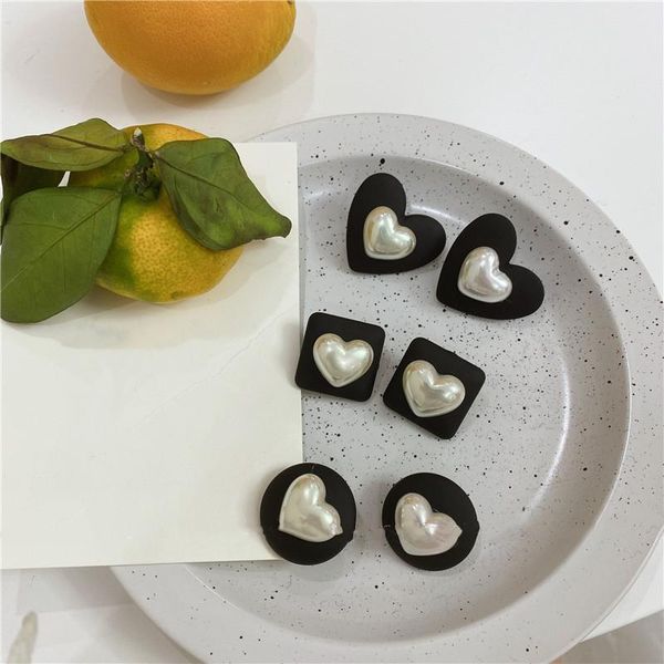 stud korean vintage black white flower geometric heart imitation pearl acrylic earrings for women girls temperament jewelry gift, Golden;silver
stud korean vintage black white flower geometric heart imitation pearl acrylic earrings for women girls temperament jewelry gift, Golden;silver