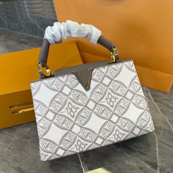 classic capucines handbags crossbody bag tote bags genuine leather removable wide shoulder strap letter pattern 27cm handbag purse
classic capucines handbags crossbody bag tote bags genuine leather removable wide shoulder strap letter pattern 27cm handbag purse