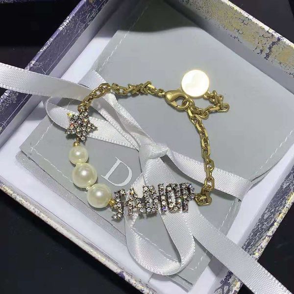 letter pearl bracelet women's net red same diamond necklace fine jewelry sale, Golden;silver
letter pearl bracelet women's net red same diamond necklace fine jewelry sale, Golden;silver