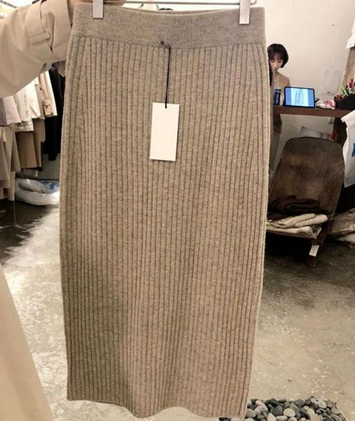 skirts feminino chic split design skirt high waist bodycon bottomed womens autumn winter 2021 simple fashion knit jupe, Black
skirts feminino chic split design skirt high waist bodycon bottomed womens autumn winter 2021 simple fashion knit jupe, Black