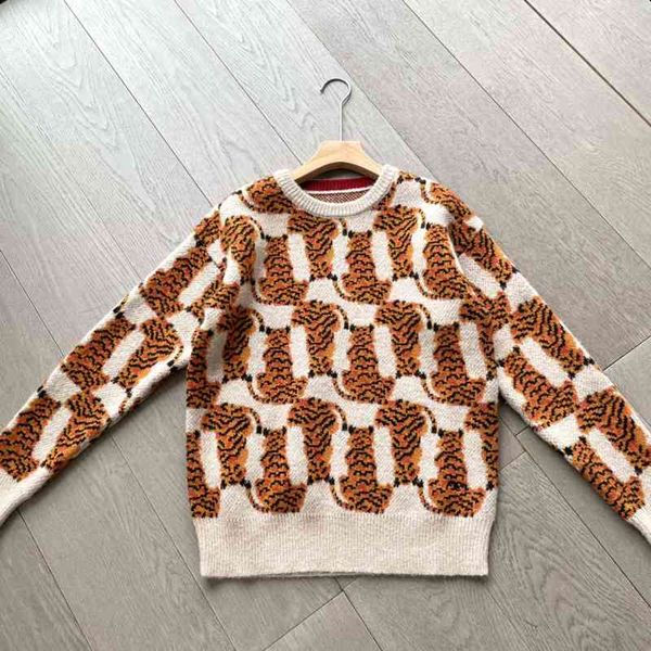 2022 new tech fleece hoodie sweatshirt year tb of the tiger series new women's warm and thick silhouette knitted sweater, White;black
2022 new tech fleece hoodie sweatshirt year tb of the tiger series new women's warm and thick silhouette knitted sweater, White;black