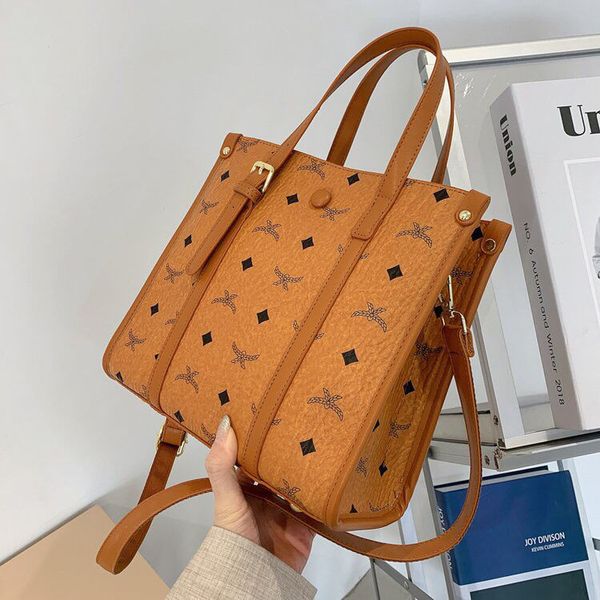 ins bag women's 2021 trend fashion large capacity texture single shoulder messenger luxuryss designerss yw
ins bag women's 2021 trend fashion large capacity texture single shoulder messenger luxuryss designerss yw