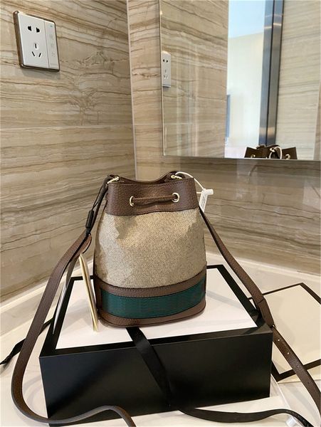 2021 luxurys bags designers fashion womens crossbody canvas printed handbag ladies shoulder bag purse mini bucket cross body wallets handbag
2021 luxurys bags designers fashion womens crossbody canvas printed handbag ladies shoulder bag purse mini bucket cross body wallets handbag