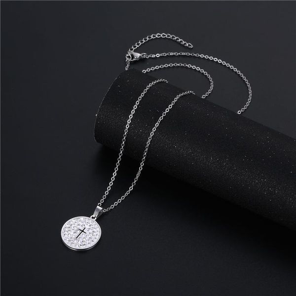 pendant necklaces fashion female stainless steel cross drop silver color jesus necklace rhinestone jewelry for women
pendant necklaces fashion female stainless steel cross drop silver color jesus necklace rhinestone jewelry for women