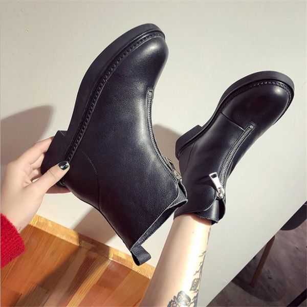 boots 2021 casual women shoes winter genuine leather women's fashion trend comfortable soft wild warm short tube, Black
boots 2021 casual women shoes winter genuine leather women's fashion trend comfortable soft wild warm short tube, Black