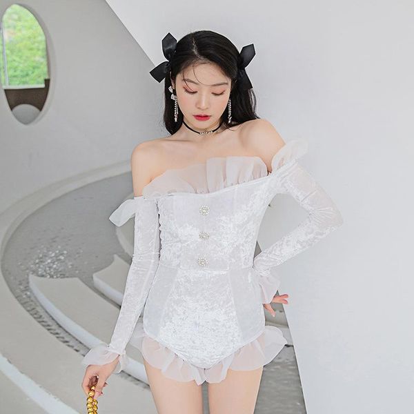 one-piece suits swimsuit ladies plus size women one piece push up 2021 bathing suit long sleeve cover print polyester sierra surfer
one-piece suits swimsuit ladies plus size women one piece push up 2021 bathing suit long sleeve cover print polyester sierra surfer
