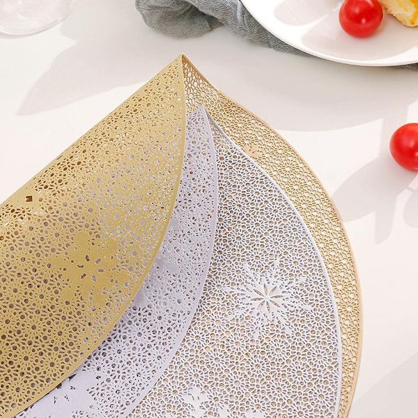 mats & pads round snowflake hollow placemat christmas dining table decor pvc household heat insulation pad mat
mats & pads round snowflake hollow placemat christmas dining table decor pvc household heat insulation pad mat