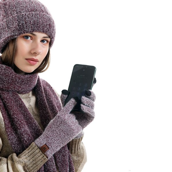 hat autumn and winter warm knitting imitation mink scarf touch screen gloves three piece suit accessories, Blue;gray
hat autumn and winter warm knitting imitation mink scarf touch screen gloves three piece suit accessories, Blue;gray