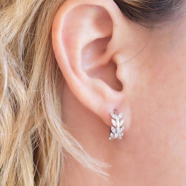 hoop & huggie 1 pair shiny leaf shape earrings rhinestone silver gold color round small for women girls party jewelry gifts, Golden;silver
hoop & huggie 1 pair shiny leaf shape earrings rhinestone silver gold color round small for women girls party jewelry gifts, Golden;silver