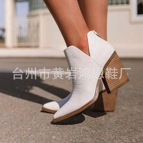 2021 women's single boots large snake side zipper thick ultra-high heel pointed martin short boots, Black
2021 women's single boots large snake side zipper thick ultra-high heel pointed martin short boots, Black