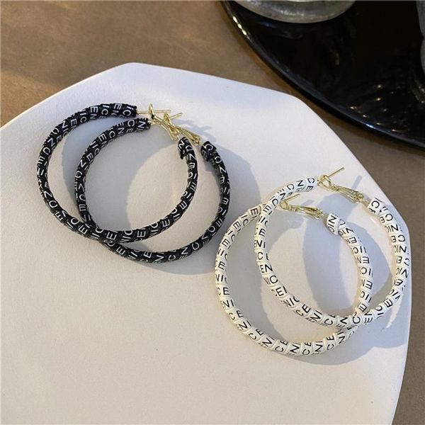 hoop & huggie tarcliy english letters pattern leather winding large earrings simple exaggerated women temperament fashion, Golden;silver
hoop & huggie tarcliy english letters pattern leather winding large earrings simple exaggerated women temperament fashion, Golden;silver