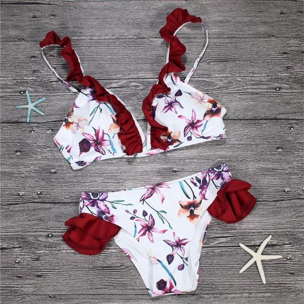 women's swimwear nidalee print ruffle bikini set 2021 wire summer bathing low waist bordered swimming suit triangle padded bandage biqu, White;black
women's swimwear nidalee print ruffle bikini set 2021 wire summer bathing low waist bordered swimming suit triangle padded bandage biqu, White;black