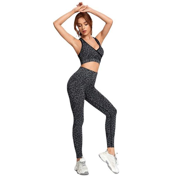 yoga outfit set gym clothing tracksuit sleeveless high waist seamless leggings for fitness sports suit women sportswear
yoga outfit set gym clothing tracksuit sleeveless high waist seamless leggings for fitness sports suit women sportswear