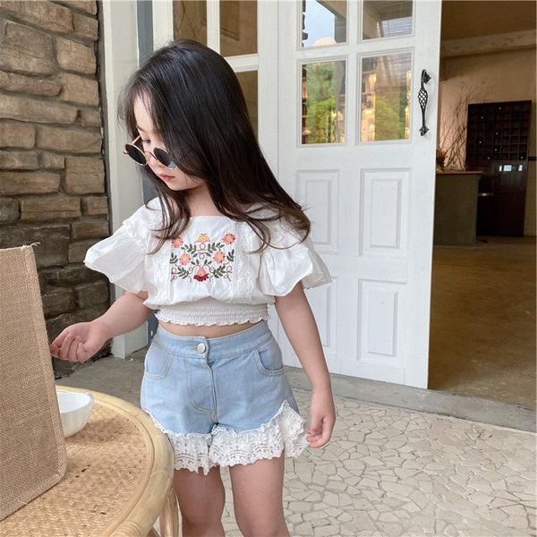 clothing sets girls clothes set, floral embroidery flying sleeve square collar + lace-joint short jeans, White
clothing sets girls clothes set, floral embroidery flying sleeve square collar + lace-joint short jeans, White