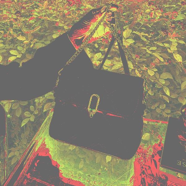 evening bags lingge chain women's bag summer versatile 2021 fashion messenger pearl portable small women square
evening bags lingge chain women's bag summer versatile 2021 fashion messenger pearl portable small women square