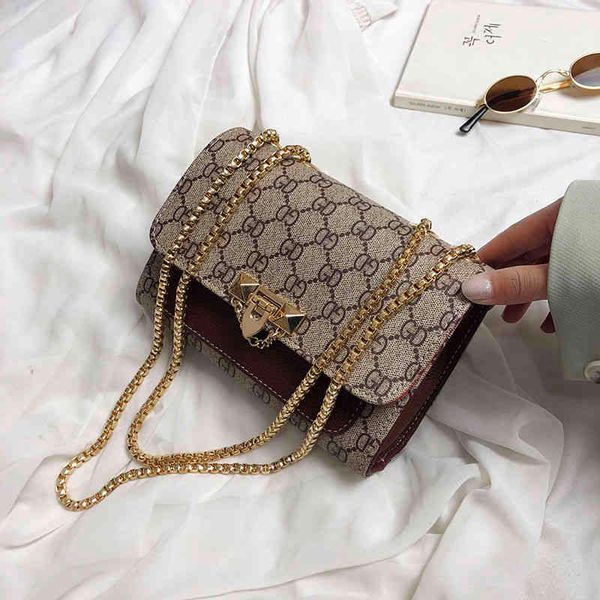 2022 factory wholesale women's fashion versatile small fashionable one shoulder messenger bag ins chain net red bag
2022 factory wholesale women's fashion versatile small fashionable one shoulder messenger bag ins chain net red bag