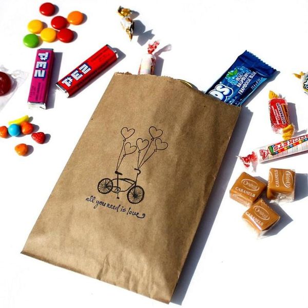 gift wrap custom wedding candy bags , favor bags, buffet - bicycle heart balloons "all you need is love" kraft paper
gift wrap custom wedding candy bags , favor bags, buffet - bicycle heart balloons "all you need is love" kraft paper