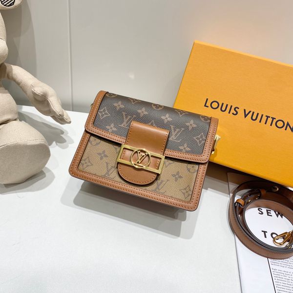 louis vutton bag luxurys designers crossbody bag women handbag messenger bags oxidizing leather metis elegant shoulder shopping tote
louis vutton bag luxurys designers crossbody bag women handbag messenger bags oxidizing leather metis elegant shoulder shopping tote