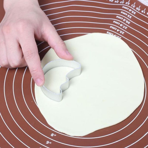 rolling pins & pastry boards large thicken silicone kneading dough mat scale non-stick kitchen baking tool cake board high temperature pad
rolling pins & pastry boards large thicken silicone kneading dough mat scale non-stick kitchen baking tool cake board high temperature pad